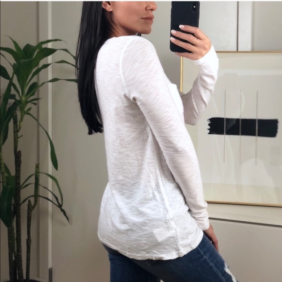 🚫 KEEPING | MALIBU White Scoop Neck LS - Picture 7 of 8